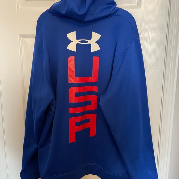EXCLUSIVE USA UNDER ARMOUR Pull Over Hoodie - Picture 2 of 3